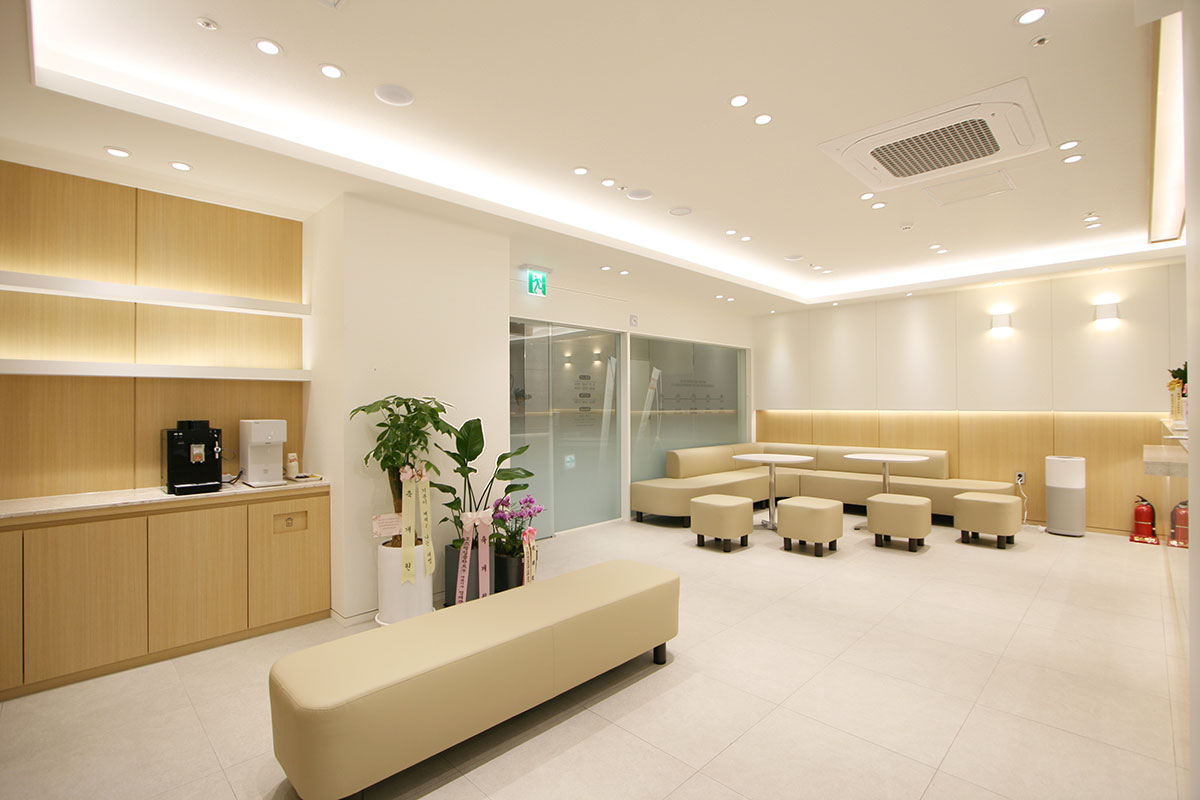 Worldsarangnee Dental Clinic - Our Clinic-3